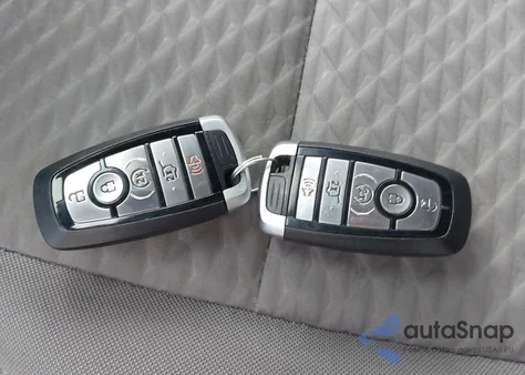 2021 Ford Escape Se z USA, uszkodzony, nr VIN 1FMCU9G69MUB33043